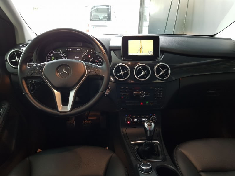 MERCEDES-BENZ CLASE B B180 CDI 109CV 6 VEL