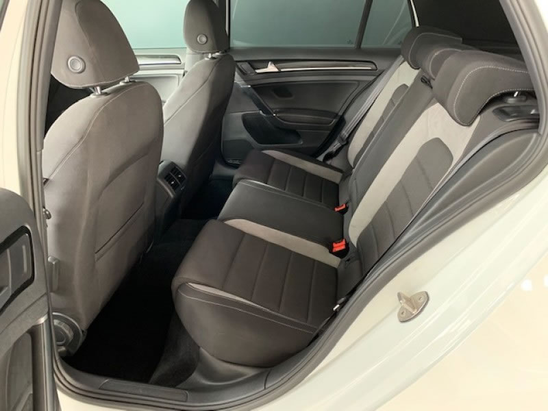 VOLKSWAGEN GOLF VII R300 2.0 TSI 300CV 4MOTION DSG