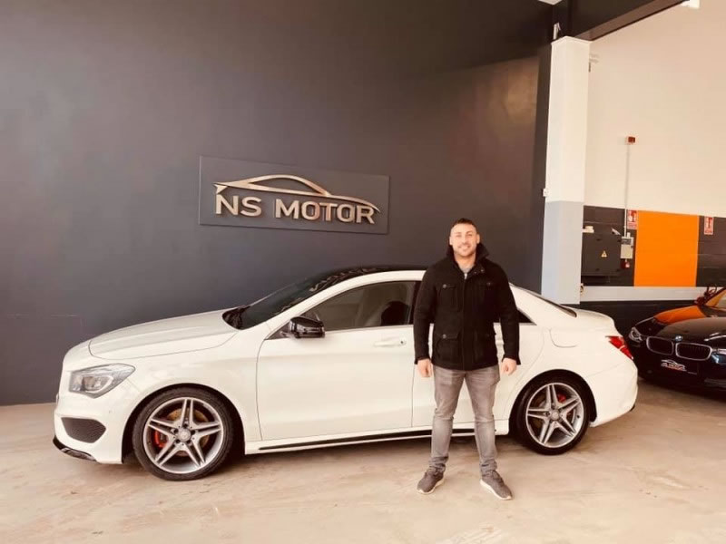 MERCEDES-BENZ CLA 220CDI 170CV 7G AMG INT Y EXT + TECHO