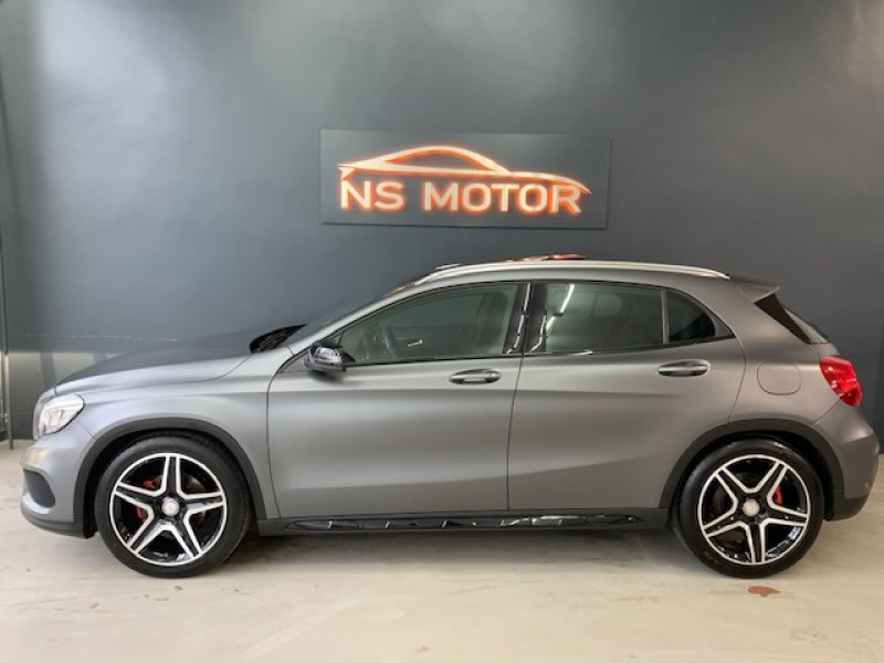 MERCEDES-BENZ GLA 200D 2.2 136CV 7G AMG INT Y EXT +TECHO 