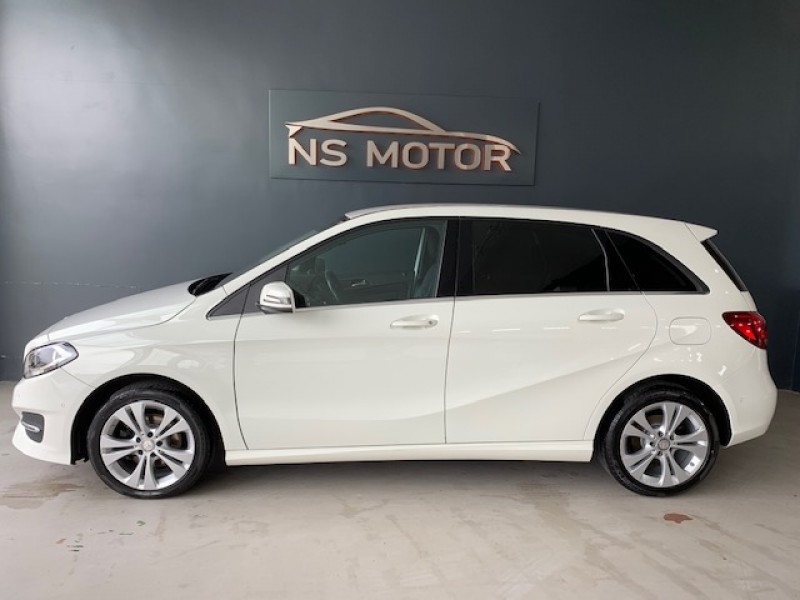 MERCEDES-BENZ CLASE B B 200D 2.2 136CV URBAN + PIEL MERCEDES-BENZ CLASE B B 200D 2.2 136CV URBAN + PIEL