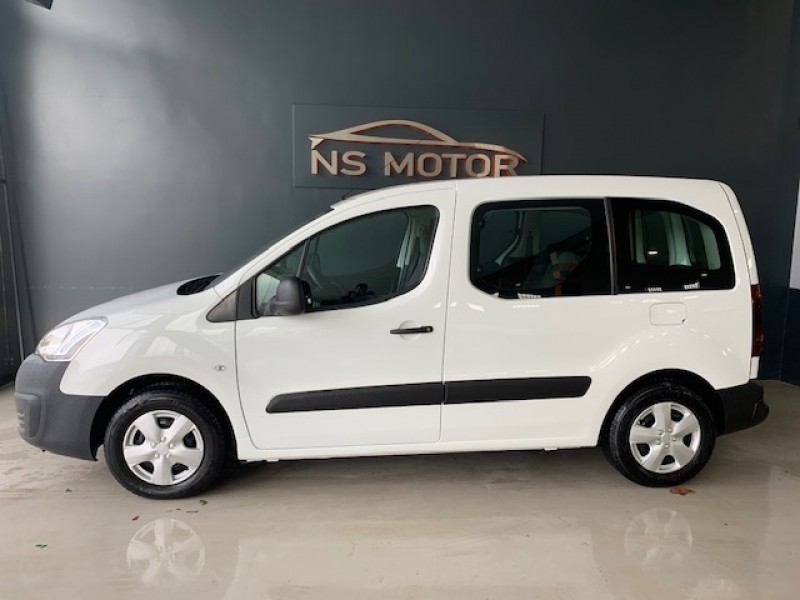 PEUGEOT PARTNER 1.6 HDI 75CV TEPEE 5 PLAZAS PEUGEOT PARTNER 1.6 HDI 75CV TEPEE 5 PLAZAS