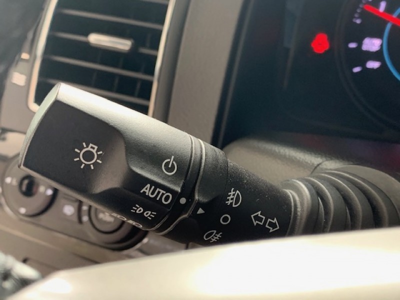 CHEVROLET CAPTIVA LTZ 2.2 VCDI 184CV AWD 7 PLAZAS CHEVROLET CAPTIVA LTZ 2.2 VCDI 184CV AWD 7 PLAZAS