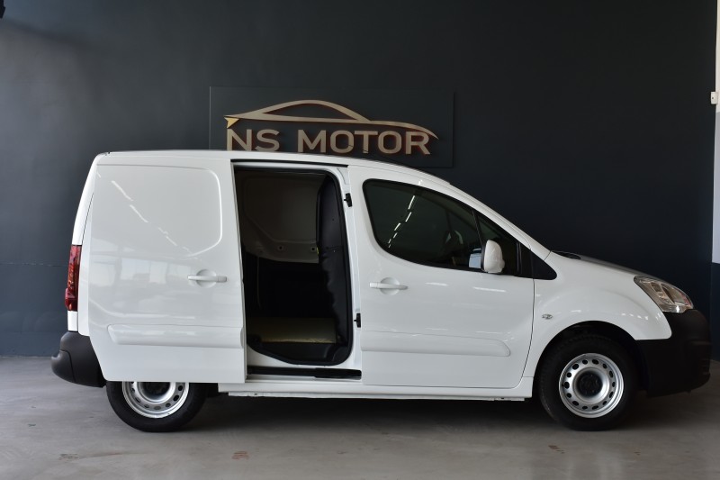 PEUGEOT PARTNER FURGON 1.6HDI PTA LATERAL