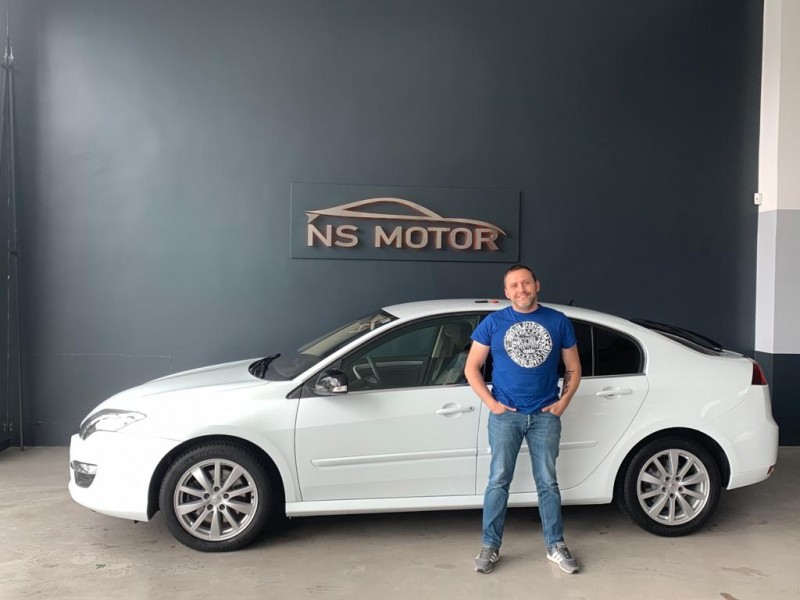 RENAULT LAGUNA 2.0 DCI DYNAMIQUE 150