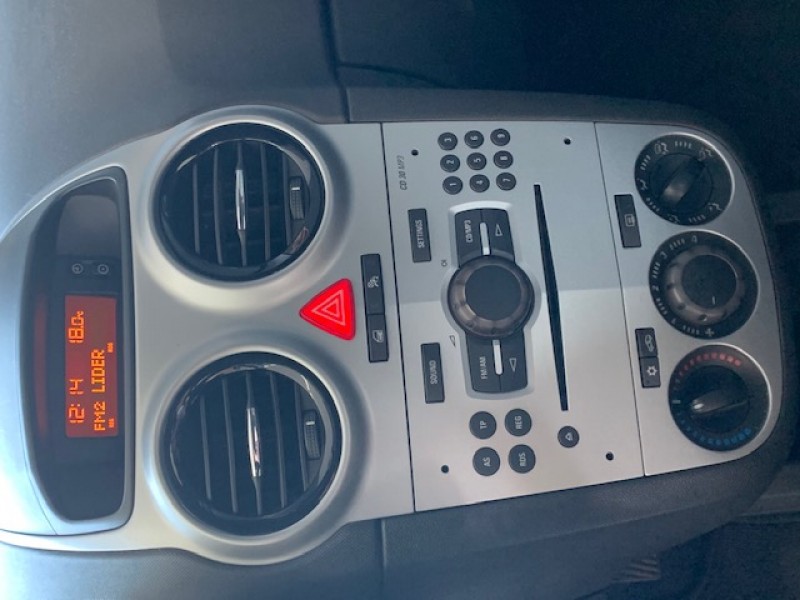 OPEL CORSA 1.2 GASOLINA 80CV AUTOMATICO