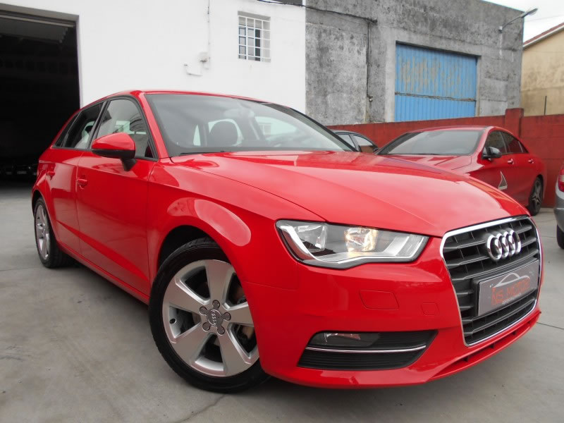 AUDI NUEVO A3  1.6 TDI 105 AMBITION NAVI FULL