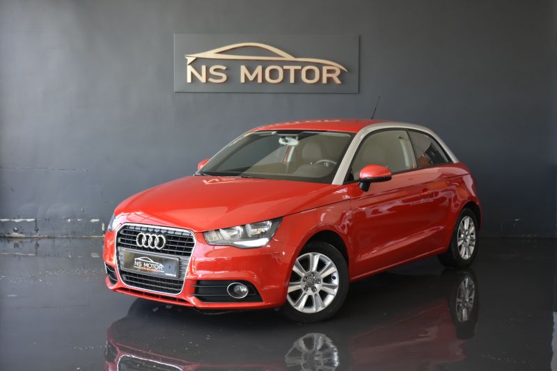 AUDI A1 1.6 TDI 90CV 