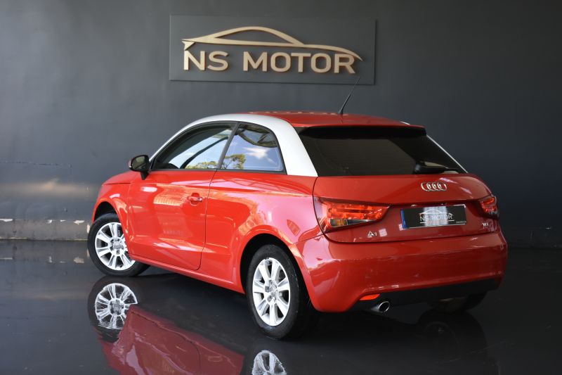 AUDI A1 1.6 TDI 90CV 