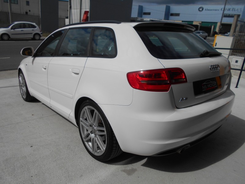 AUDI A3 SLINE 1.6 TDI 105 CV SLINE 