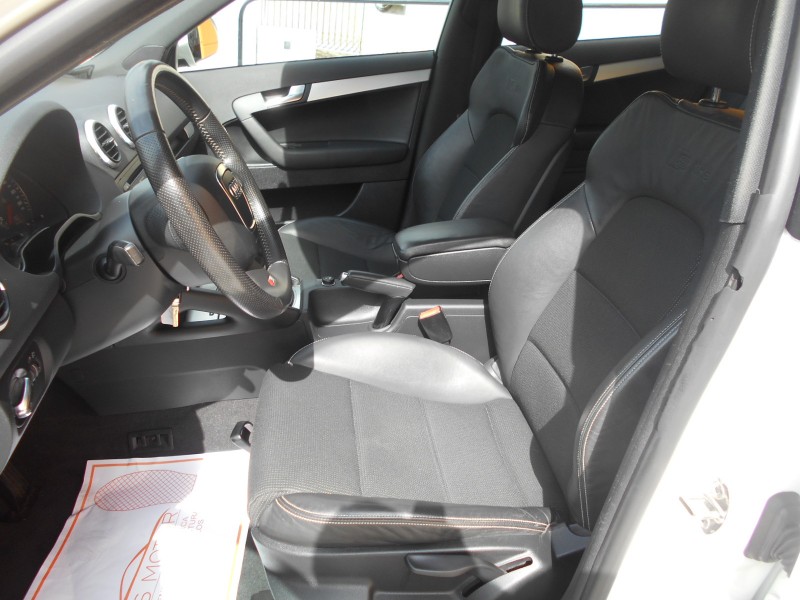 AUDI A3 SLINE 1.6 TDI 105 CV SLINE 