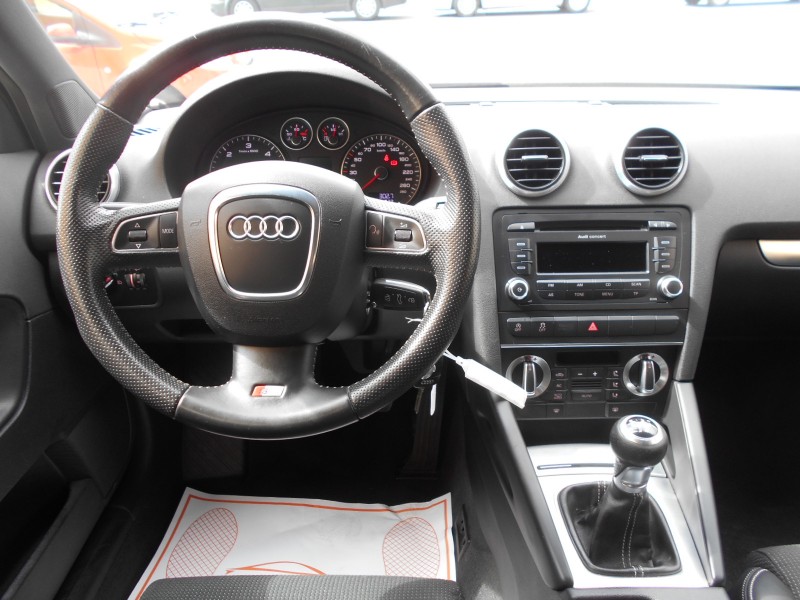 AUDI A3 SLINE 1.6 TDI 105 CV SLINE 