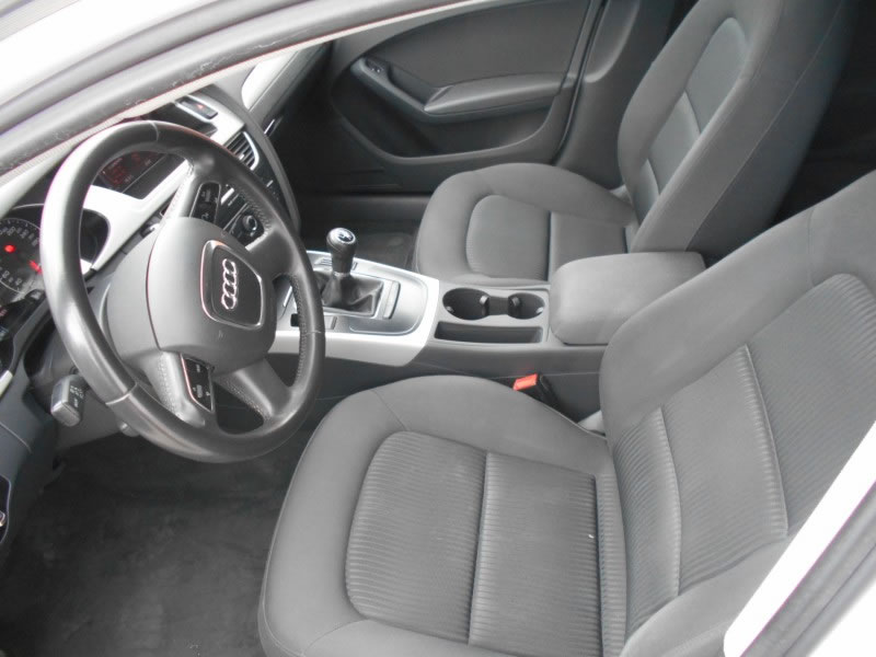 AUDI A4  2.0 TDI 136CV XENON LEDS