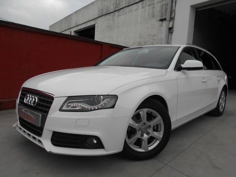 AUDI A4  2.0 TDI 136CV XENON LEDS