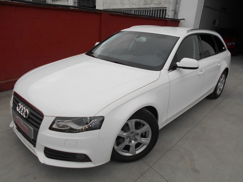 AUDI A4  2.0 TDI 136CV XENON LEDS