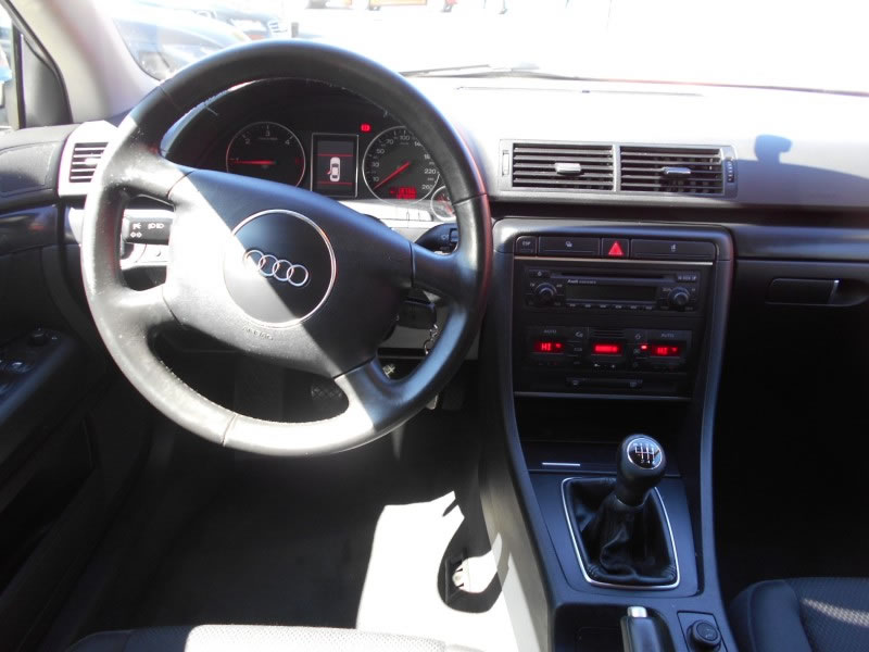 AUDI A4 1.9 TDI 130CV