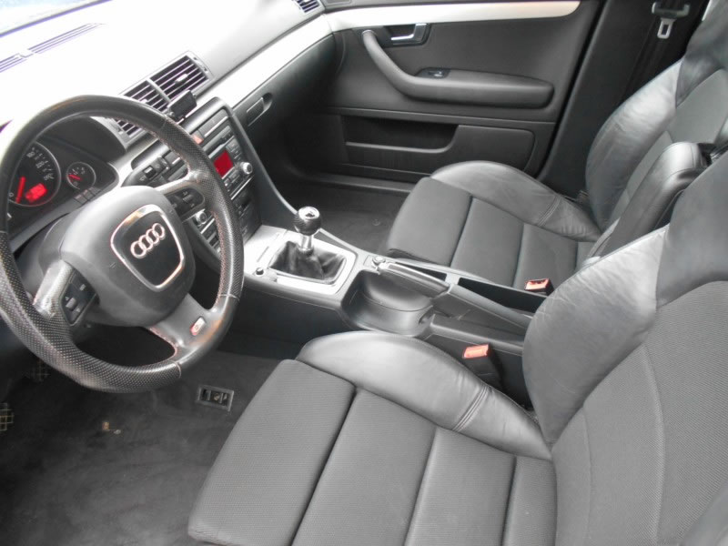 AUDI A4 2.0 TDI 140 SLINE