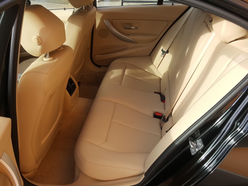 BMW SERIE 3 318D 143CV  F30