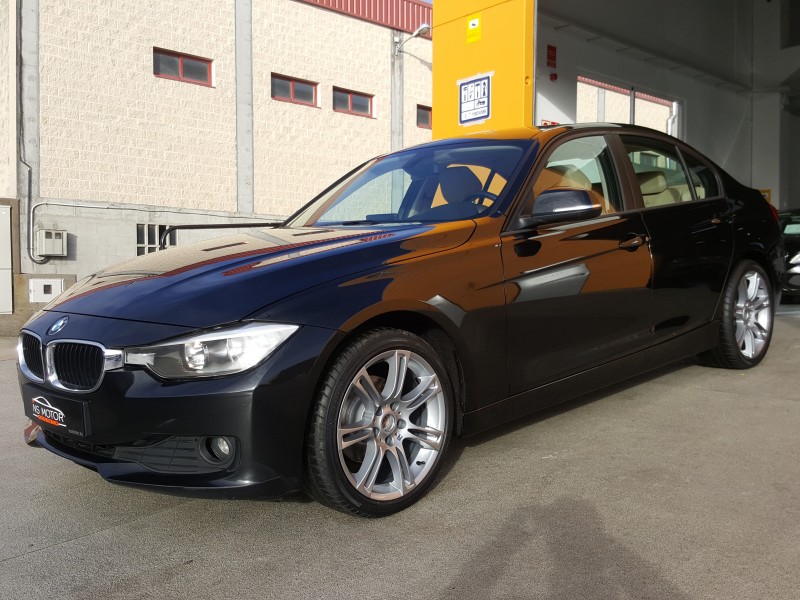 BMW SERIE 3 318D 143CV  F30