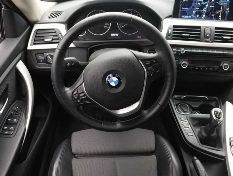 BMW SERIE 4 REEKS GRAN COUP 418D 136CV