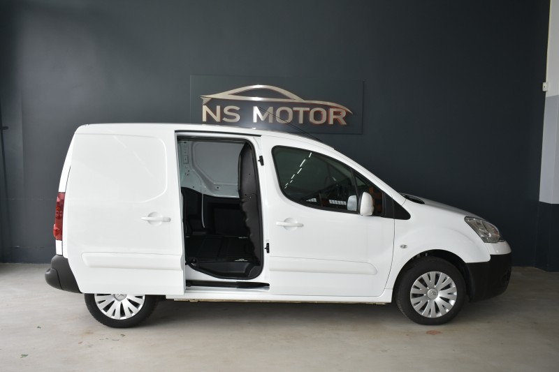CITROEN BERLINGO  3 PLAZAS 90 CV PTA LATERAL