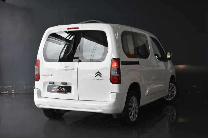 CITROEN BERLINGO  COMBI 1.5 BLUEHDI 102CV TALLA M LIVE PACK BUSINESS 