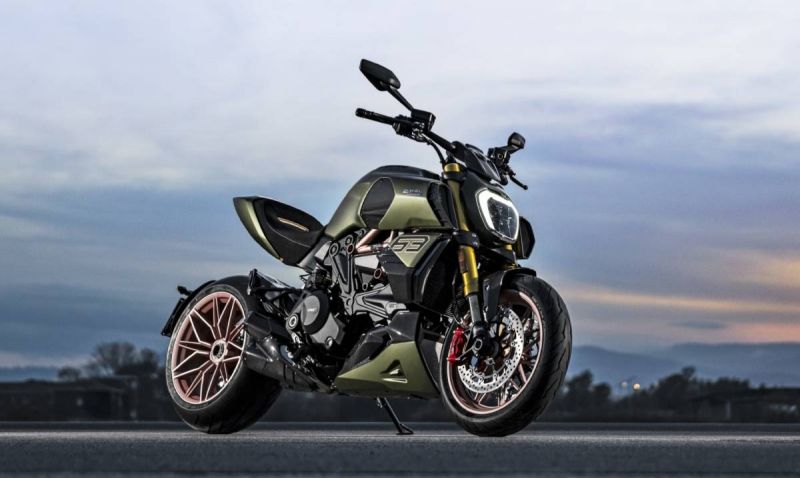 DUCATI Diavel  1260 Lamborghini