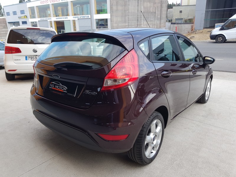 FORD FIESTA 1.4 TDCI 70CV 5 PUERTAS