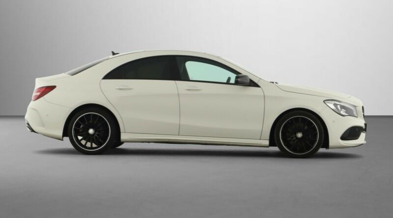 MERCEDES-BENZ CLA 220D AMG 170CV 7G-DCT RESTYLING