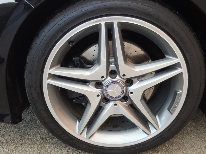 MERCEDES-BENZ CLA 220CDI 170CV PACK AMG INTERIOR Y EXTERIOR AUT