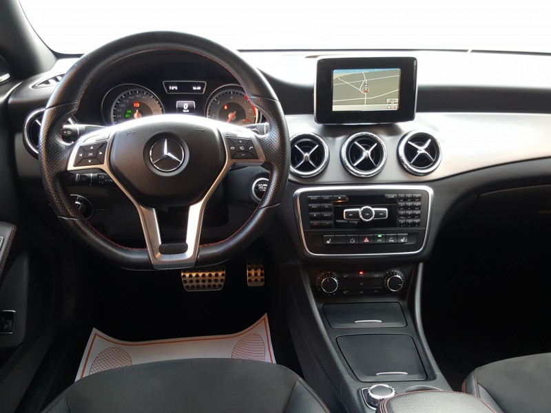 MERCEDES-BENZ CLA 220CDI 170CV PACK AMG INTERIOR Y EXTERIOR AUT