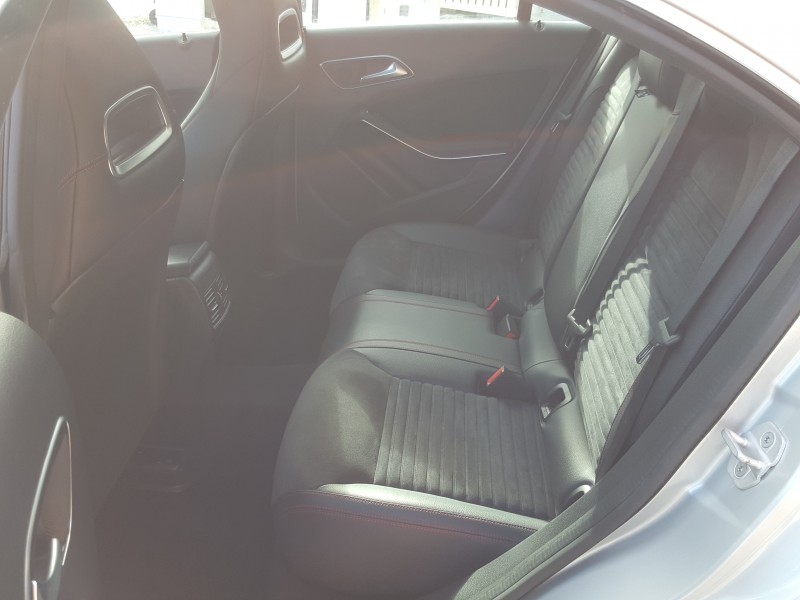 MERCEDES-BENZ CLA 220CDI 170CV PACK AMG INTERIOR Y EXTERIOR AUT FULL