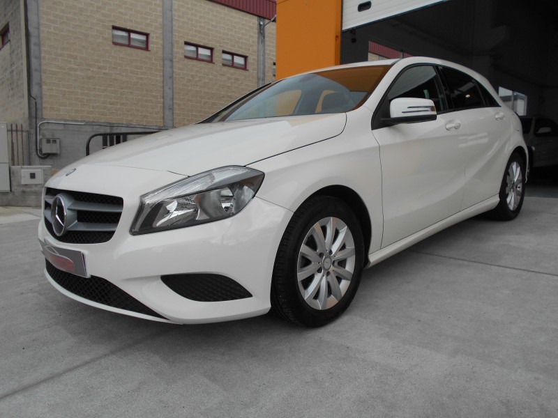 MERCEDES-BENZ CLASE A  200CDI 136CV 
