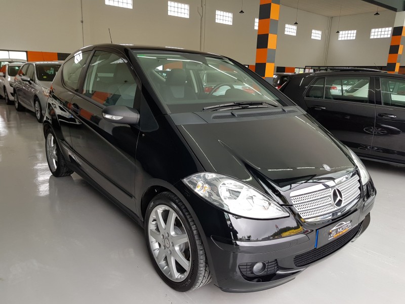 MERCEDES-BENZ CLASE A  A180 CDI 109CV AVANTGARDE