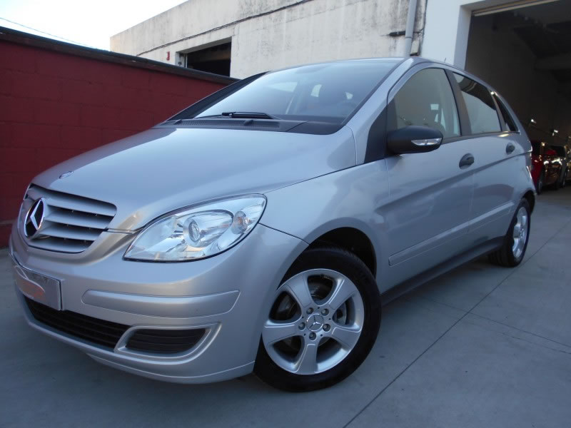 MERCEDES-BENZ CLASE B 180CDI