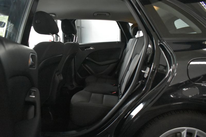 MERCEDES-BENZ CLASE B 180 CDI 109CV