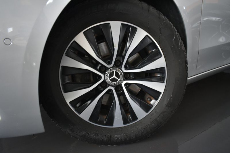 MERCEDES-BENZ CLASE B  180D 115CV BUSINESS 