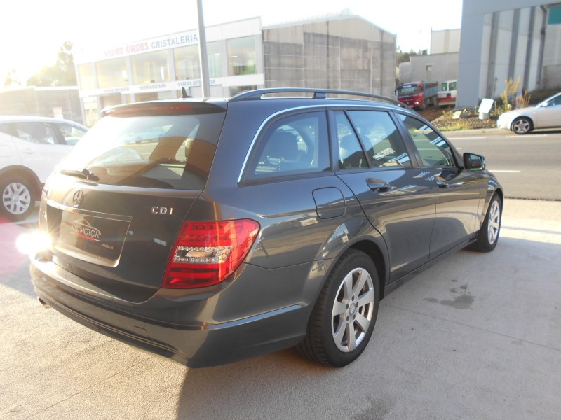 MERCEDES-BENZ CLASE C C200 136CV AVANT