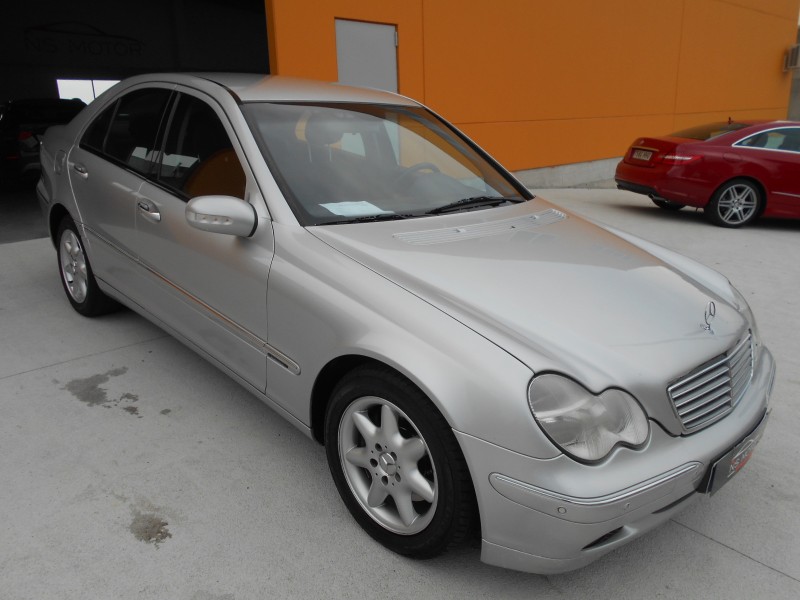 MERCEDES-BENZ CLASE C C270CDI ELEGANCE 170CV AUTOMATICO