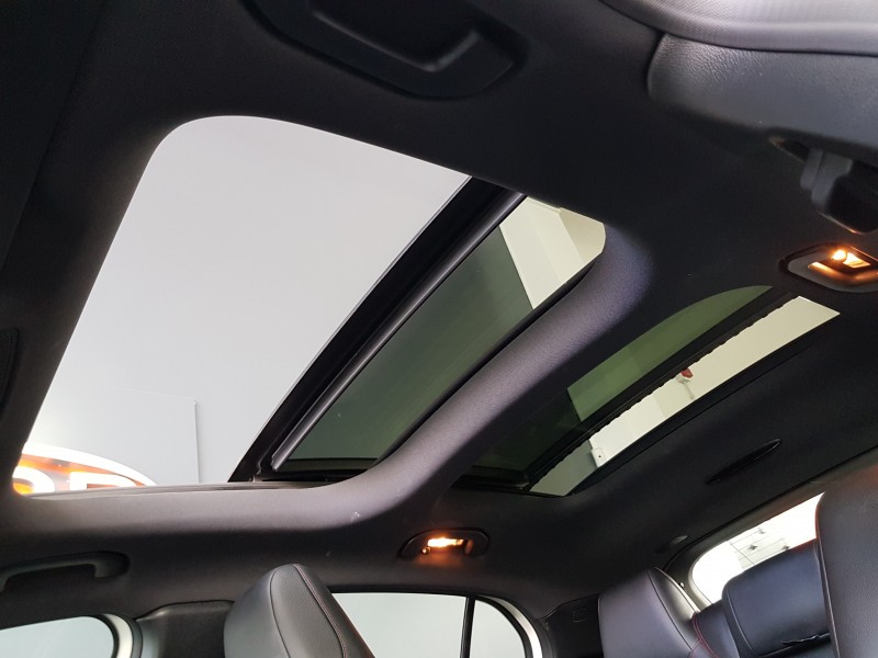 MERCEDES-BENZ GLA 220 CDI 170CV 7 4MATIC AMG FULL