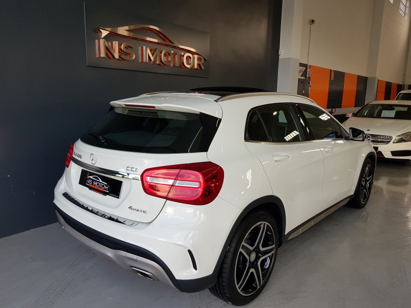 MERCEDES-BENZ GLA 220 CDI 170CV 7 4MATIC AMG FULL