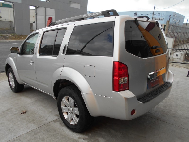 NISSAN PANTHFINDER 7 PLAZAS  SE 4X4  2.5 DCI 174CV