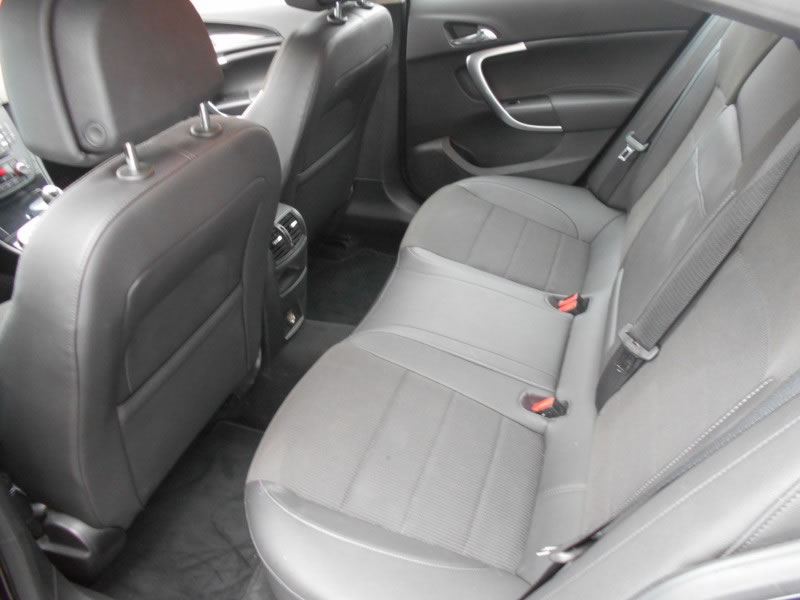 OPEL INSIGNIA 2.0 CDTI 130 COSMO NAVI-BIXENON-LEDS-FULL