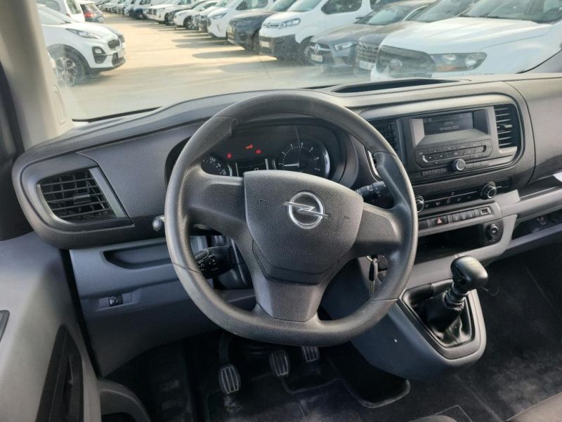 OPEL VIVARO 4 PUERTAS  COMBI 1.5 DI�SEL 120CV L STD EXPRESS 9 PLAZAS 