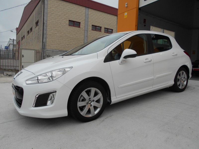 PEUGEOT 308  1.6 HDI 92 CV SPORT LEDS