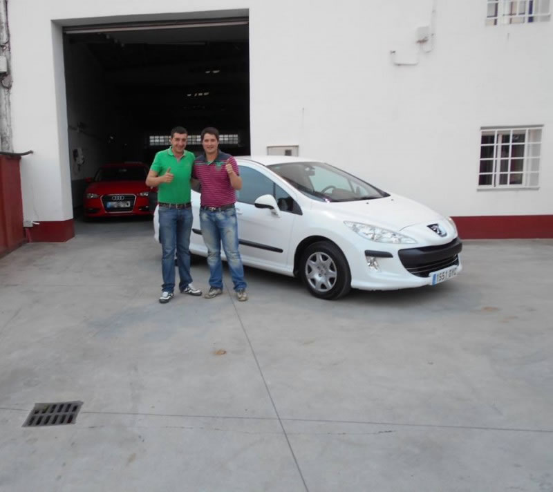 PEUGEOT 308 1.6 HDI 110CV