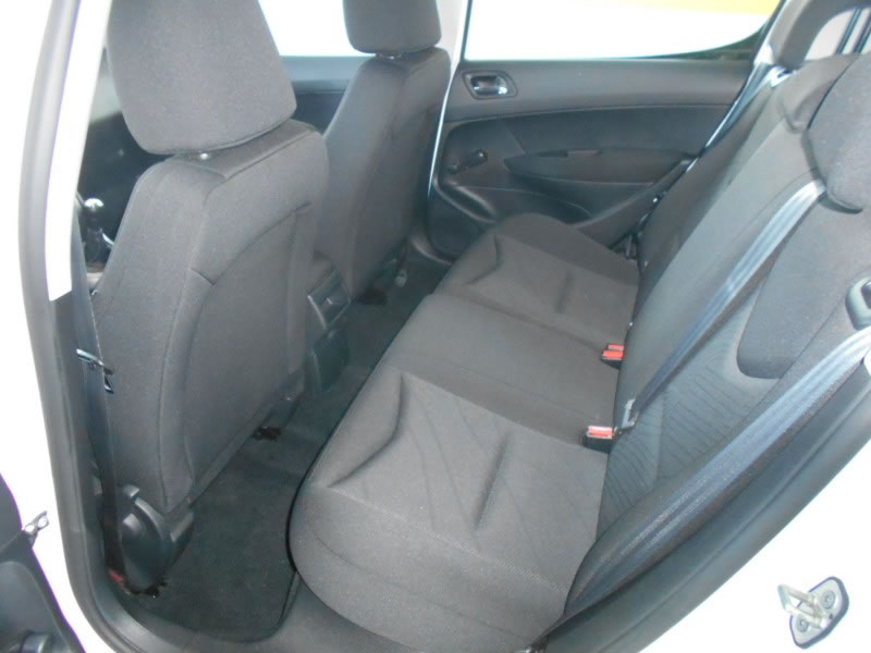 PEUGEOT 308 1.6 HDI 92