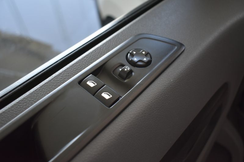 PEUGEOT EXPERT FURGON PREMIUM 1.5 BLUEHDI 120CV STANDARD