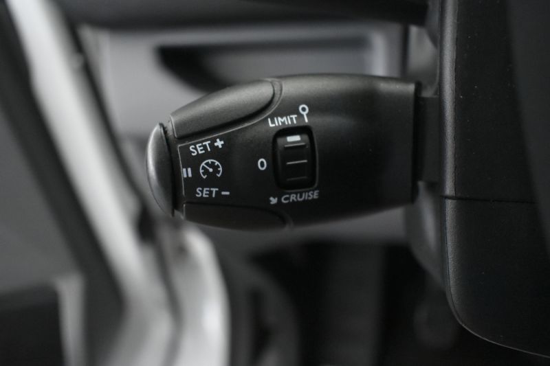 PEUGEOT EXPERT FURGON PREMIUM 1.5 BLUEHDI 120CV STANDARD