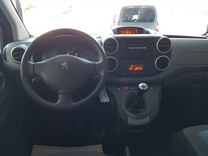 PEUGEOT PARTNER ACTIVE TEPEE 1.6 HDI 115CV DOBLE PUERTA LATERAL